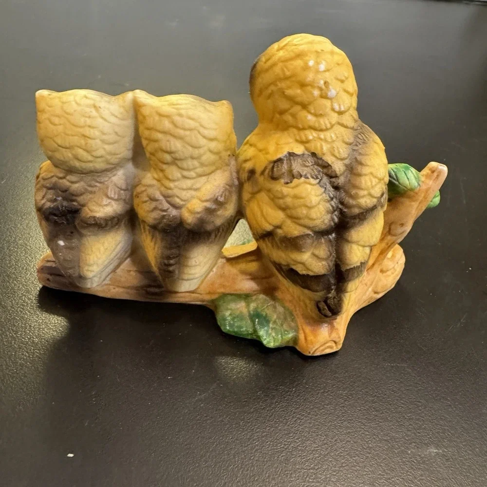 Vintage‎ Ceramic Owl Trio Mother Babies Perched on Branch Figurine Woodland